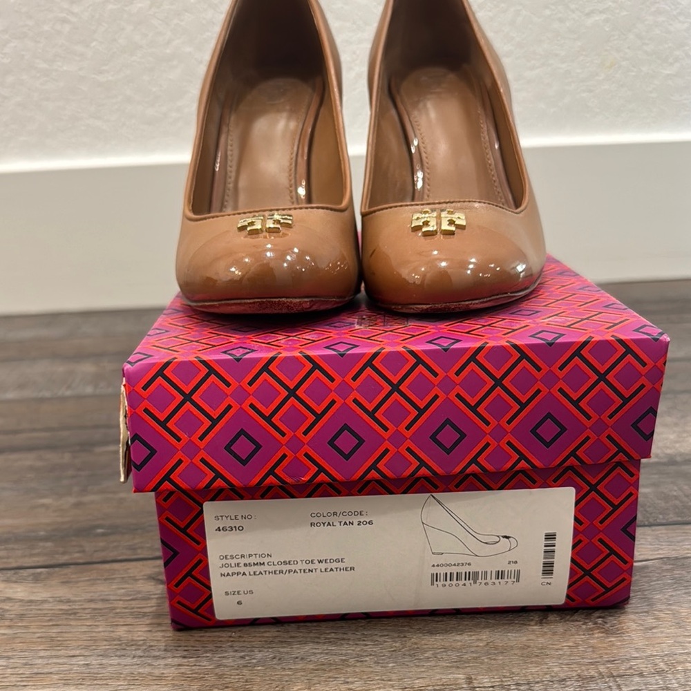 Tory Burch Tan Wedge Shoes with Elegant Design